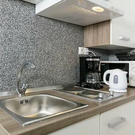 Trend 2 * Ριέκα