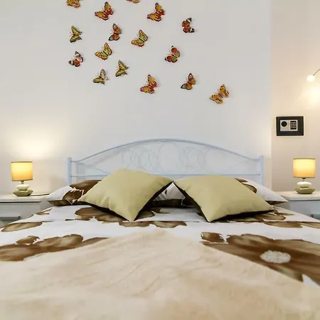Apartment Trend 2 *