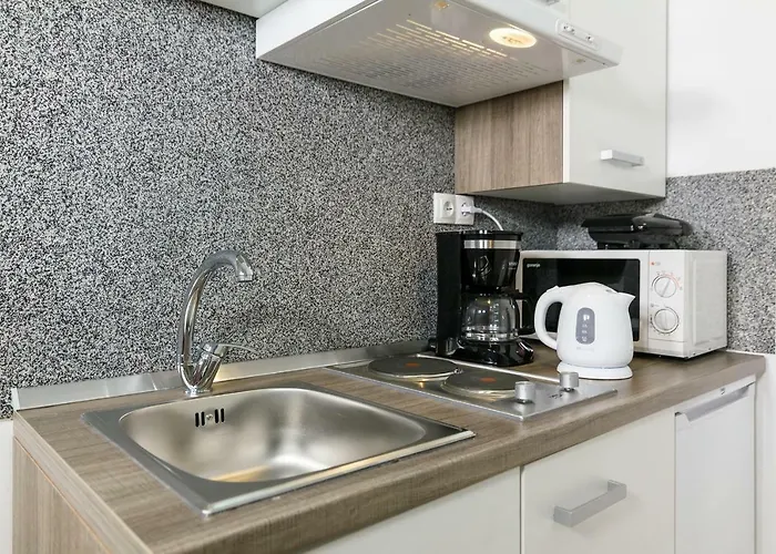 Trend 2 * Ριέκα